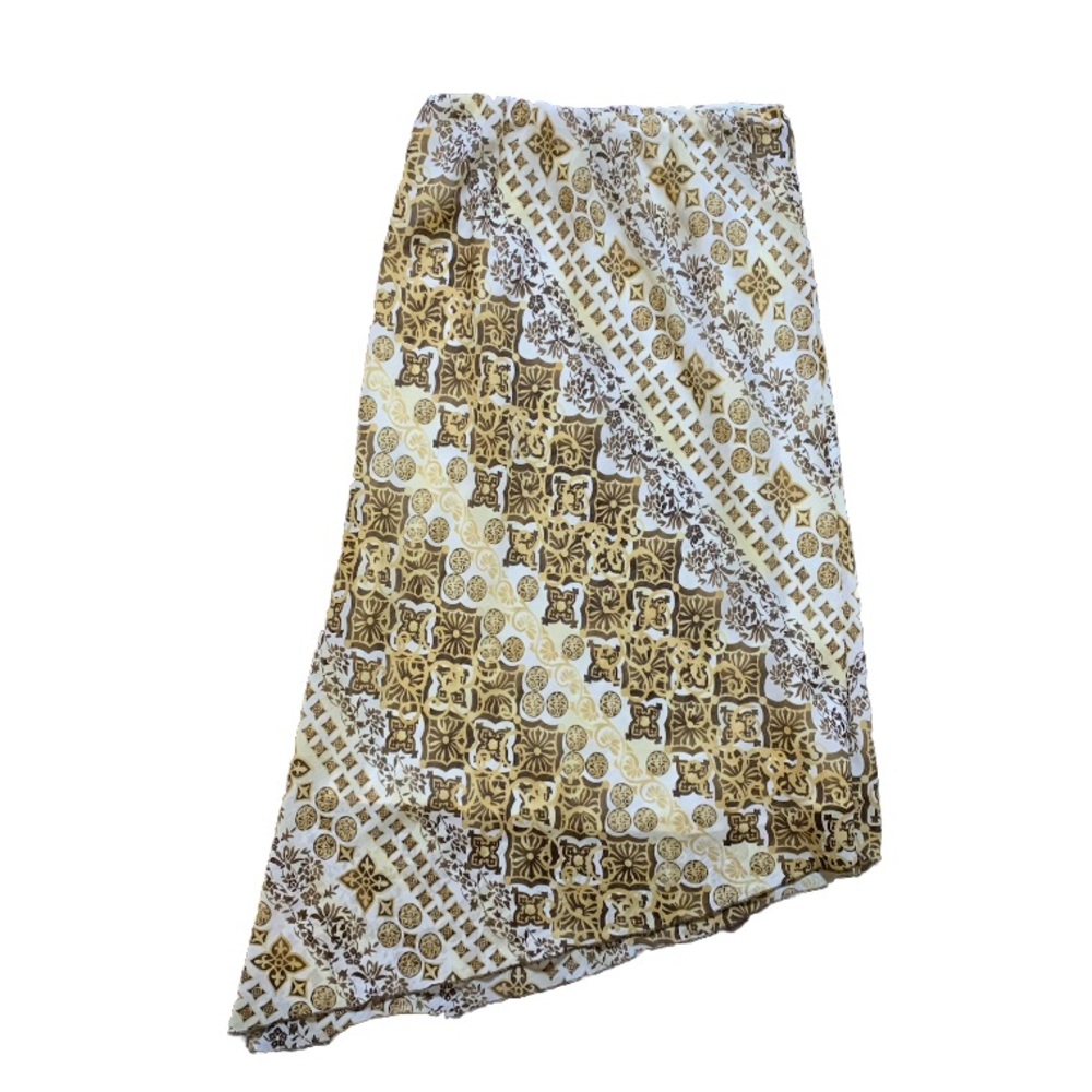 - Asymmetric brown and cream skirt
#90s